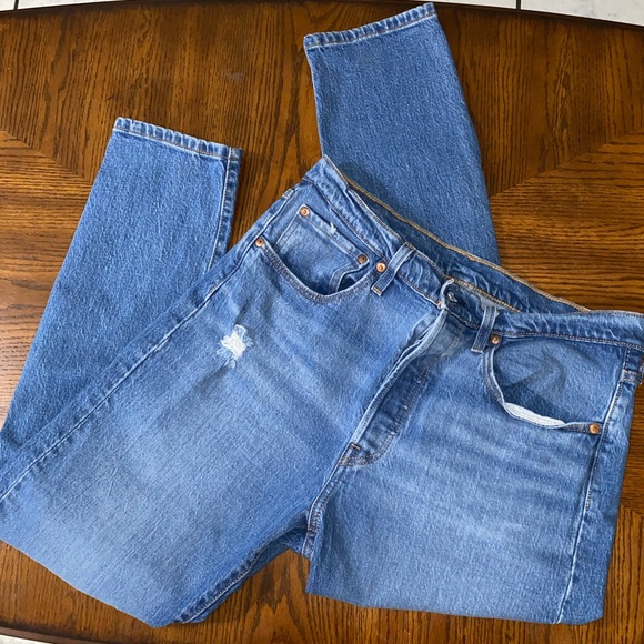 Levi’s 501 Skinny Jeans - Picture 1 of 10